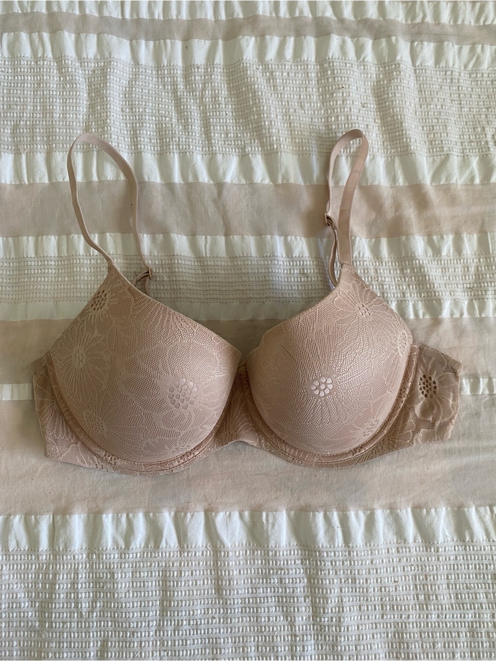 Maidenform Underwire Bra Size 36C